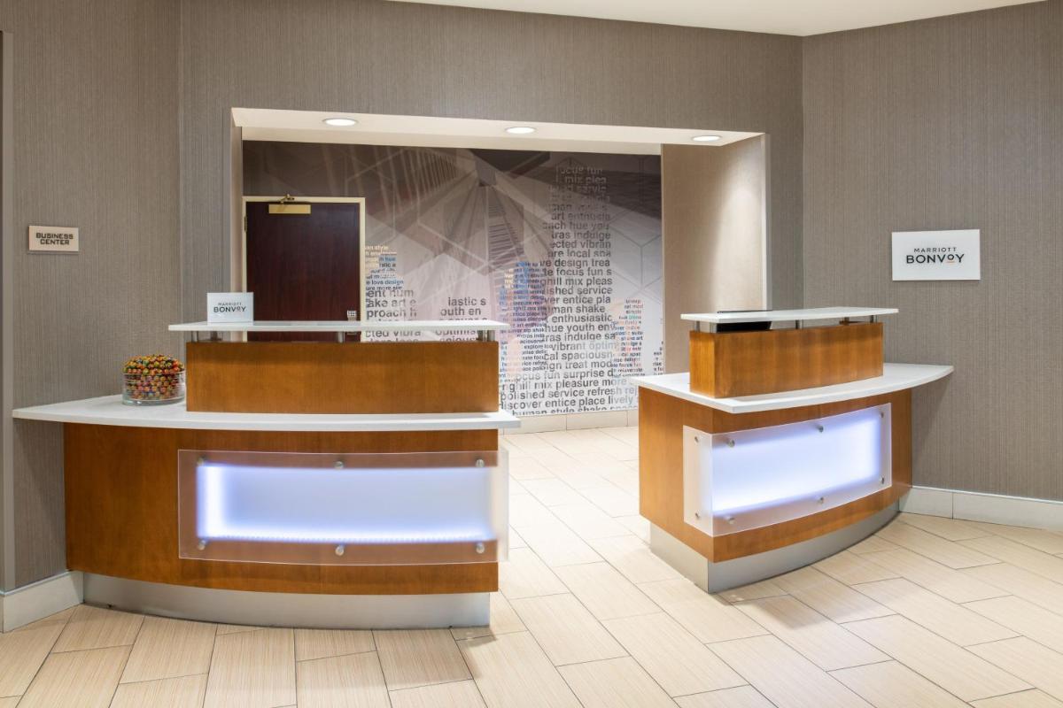 SpringHill Suites Portland Airport - image 2