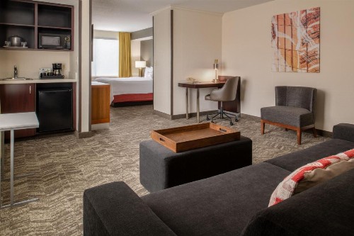 SpringHill Suites Portland Airport - image 6