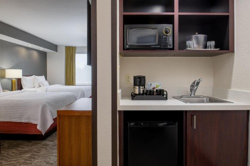 SpringHill Suites Portland Airport - image 8