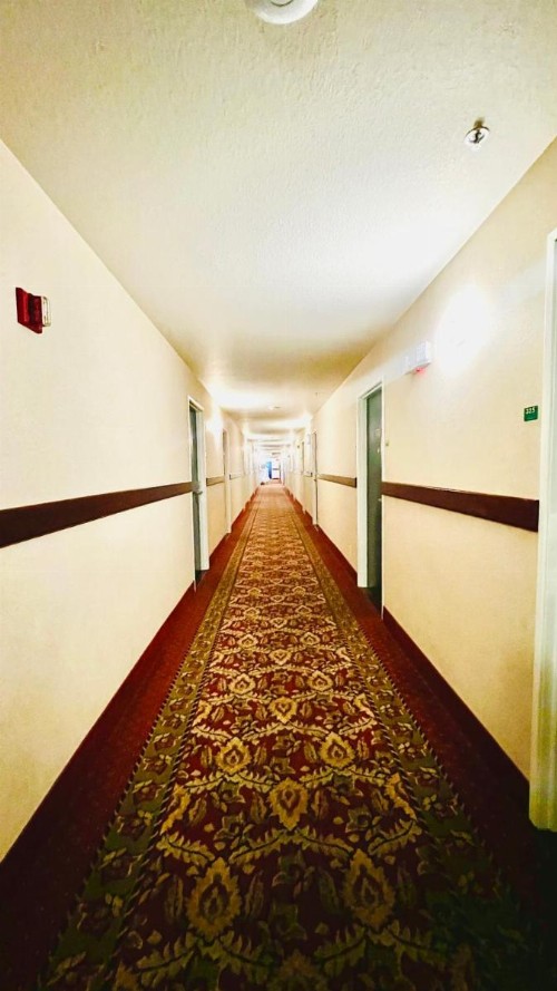 Hospitality Inn - image 10