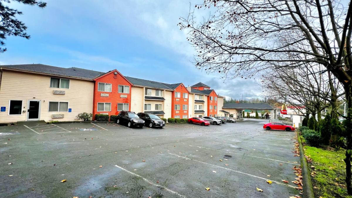 Hospitality Inn - image 3