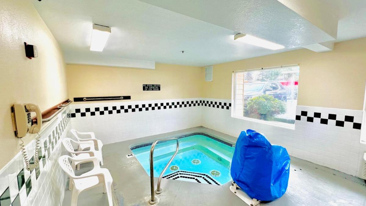Hospitality Inn - image 4