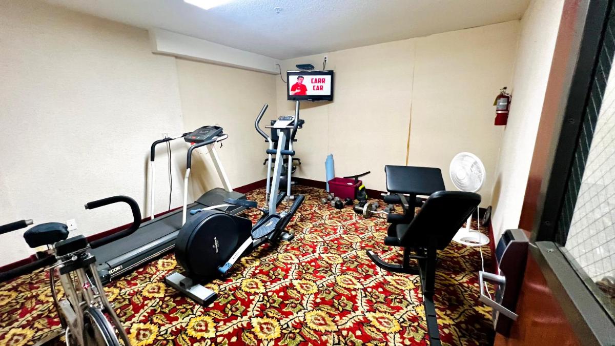 Hospitality Inn - image 7