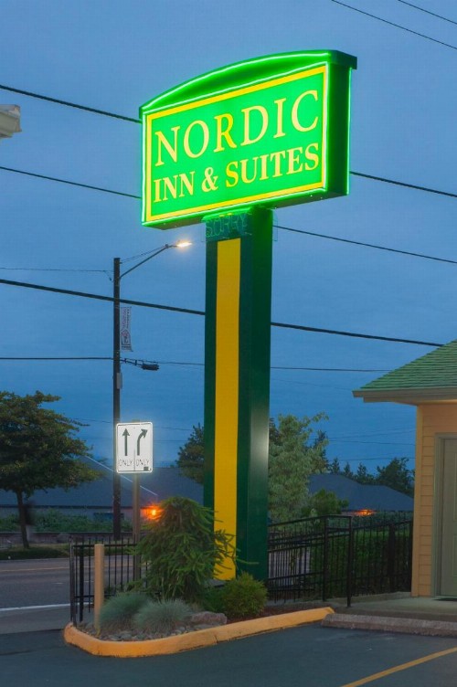 Nordic Inn and Suites - image 28