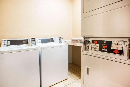 La Quinta by Wyndham Portland Airport - image 7