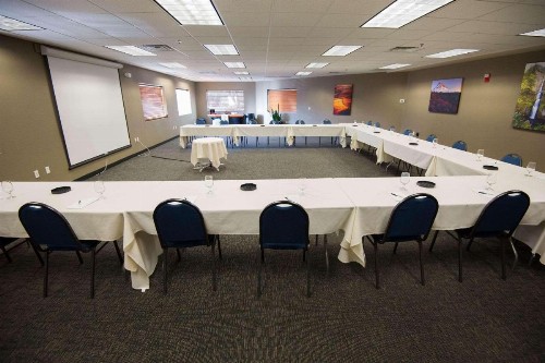 Radisson Hotel Portland Airport - image 24