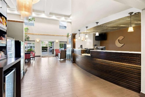 Comfort Suites Portland Airport - image 24