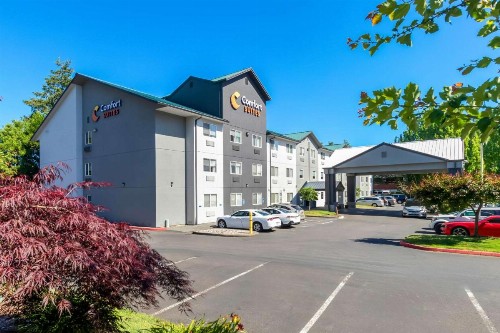 Comfort Suites Portland Airport - image 32