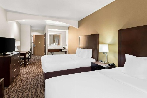 Comfort Suites Portland Airport - image 44