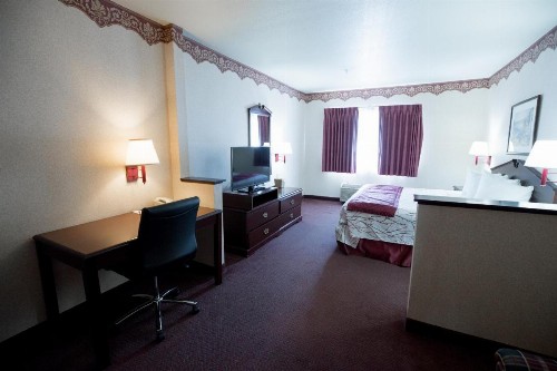 Portland Suites Airport East - image 6
