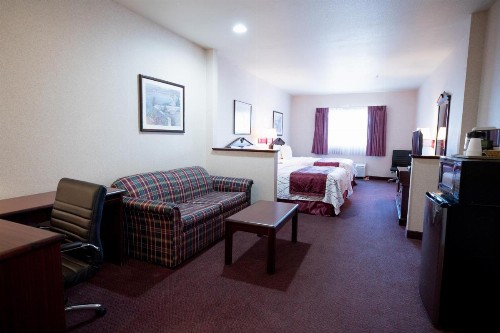 Portland Suites Airport East - image 9