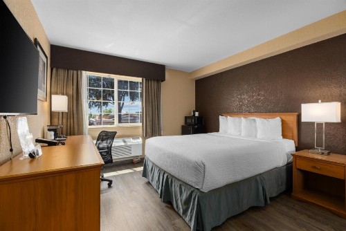 Ramada by Wyndham Portland - image 24
