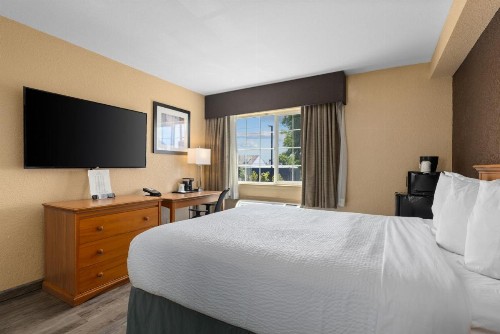 Ramada by Wyndham Portland - image 26