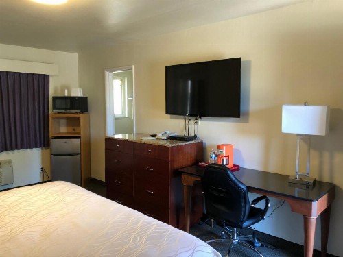 Monticello Motel - image 23
