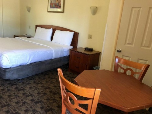 Monticello Motel - image 31