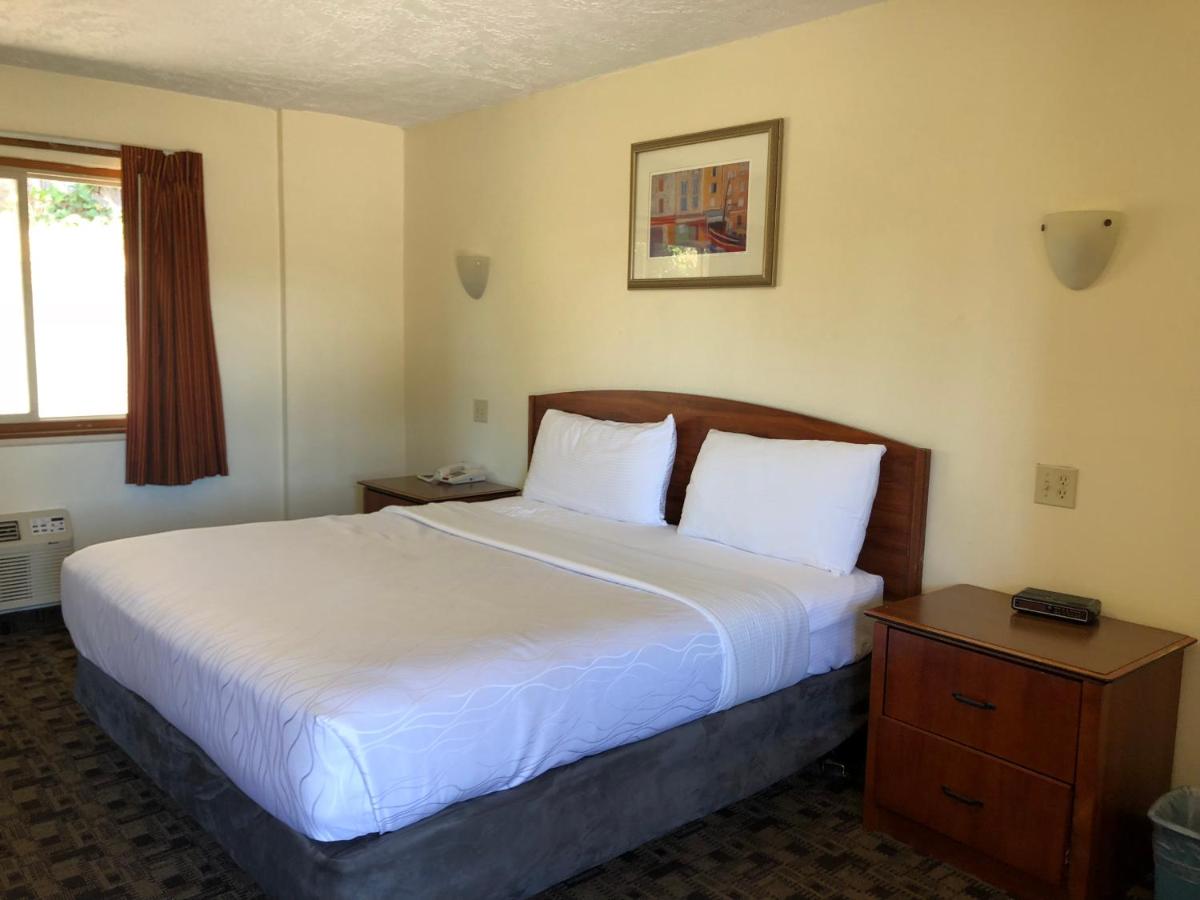 Monticello Motel - image 7