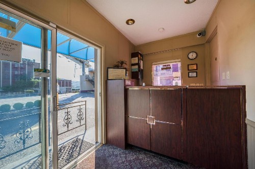 Rodeway Inn Convention Center - image 22