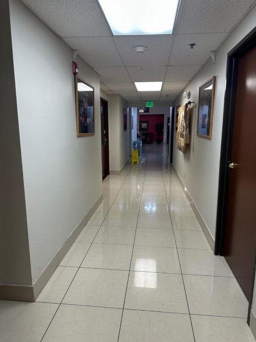 Bridgeway Inn & Suites - Portland Airport - image 18