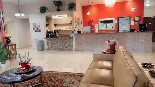 Bridgeway Inn & Suites - Portland Airport - image 19