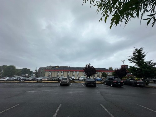 Bridgeway Inn & Suites - Portland Airport - image 20