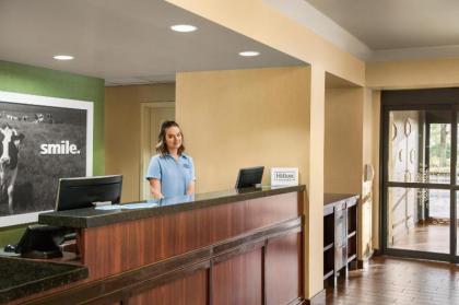 Hampton Inn Portland Airport - image 12