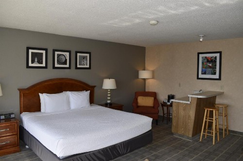 Inn at the Convention Center - image 21