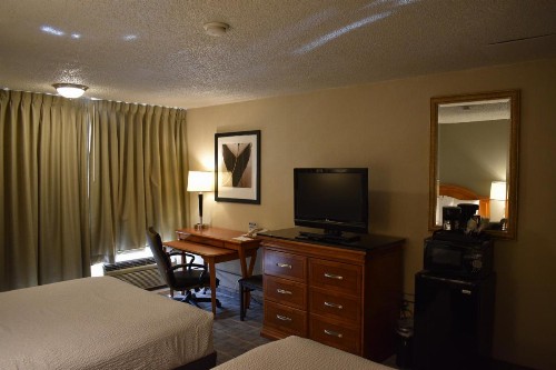 Inn at the Convention Center - image 28