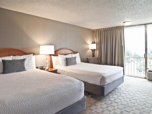 Inn at the Convention Center - image 6