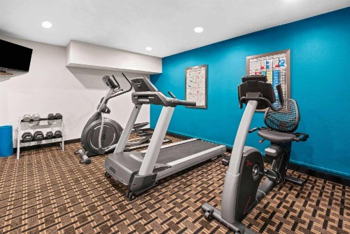 La Quinta by Wyndham Portland NW - image 11