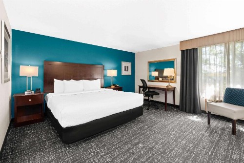 La Quinta by Wyndham Portland NW - image 25