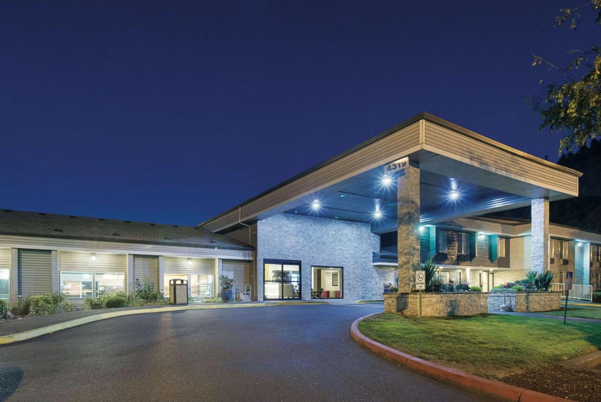 La Quinta by Wyndham Portland NW - image 4