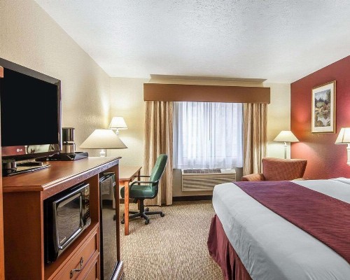 Quality Inn Downtown Convention Center Portland - image 10