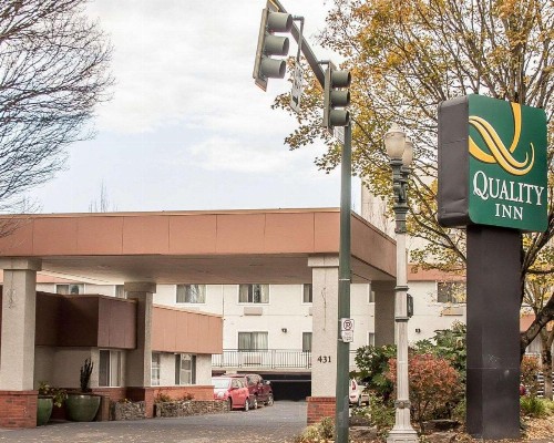 Quality Inn Downtown Convention Center Portland - image 15