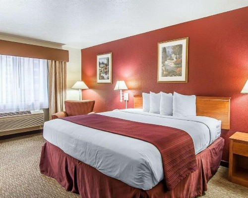 Quality Inn Downtown Convention Center Portland - image 23