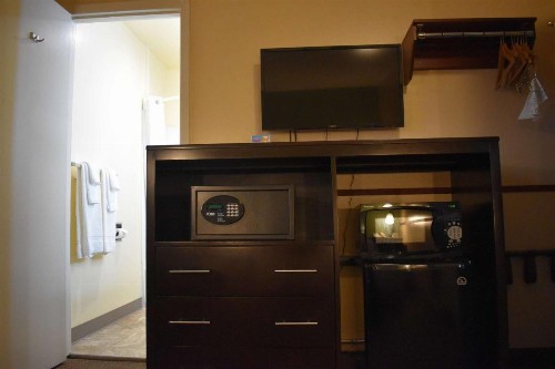 SureStay Hotel by Best Western Portland City Center - image 17