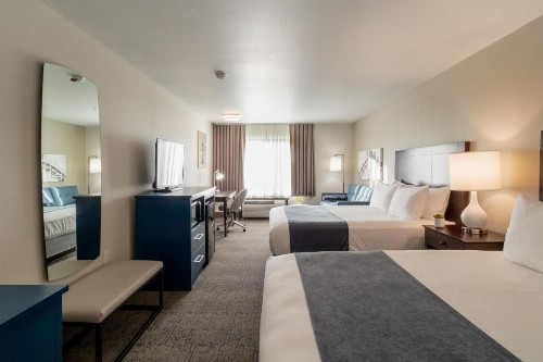 Oxford Suites Portland - Jantzen Beach - image 24