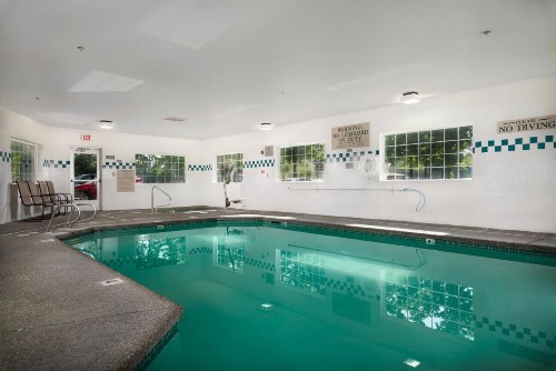 Country Inn & Suites by Radisson Portland International Airport OR - image 20