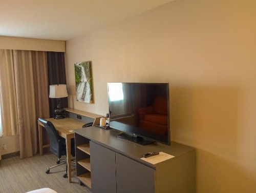 Country Inn & Suites by Radisson Portland International Airport OR - image 30