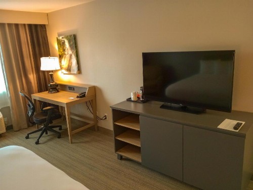 Country Inn & Suites by Radisson Portland International Airport OR - image 40