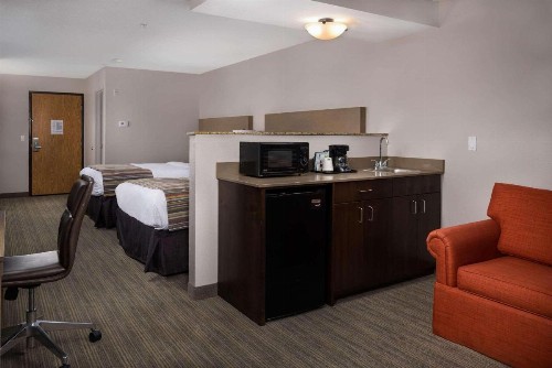Country Inn & Suites by Radisson Portland International Airport OR - image 8