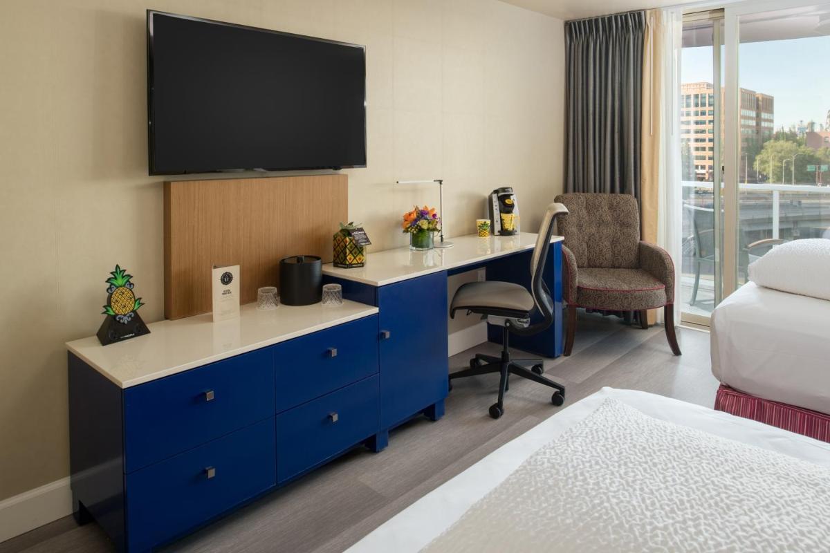 Staypineapple Hotel Rose Downtown Portland - image 5