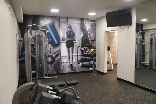 Best Western Plus Portland Airport Hotel & Suites - image 41
