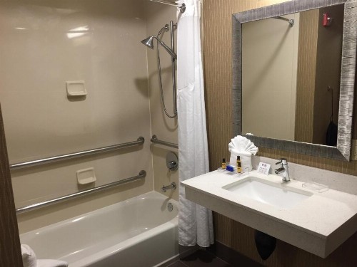 Best Western Plus Portland Airport Hotel & Suites - image 43