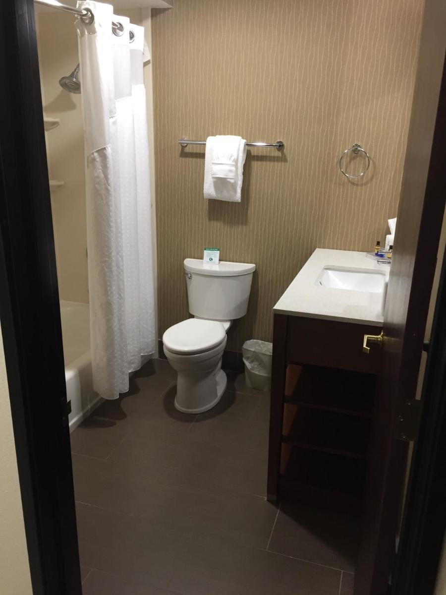 Best Western Plus Portland Airport Hotel & Suites - image 5