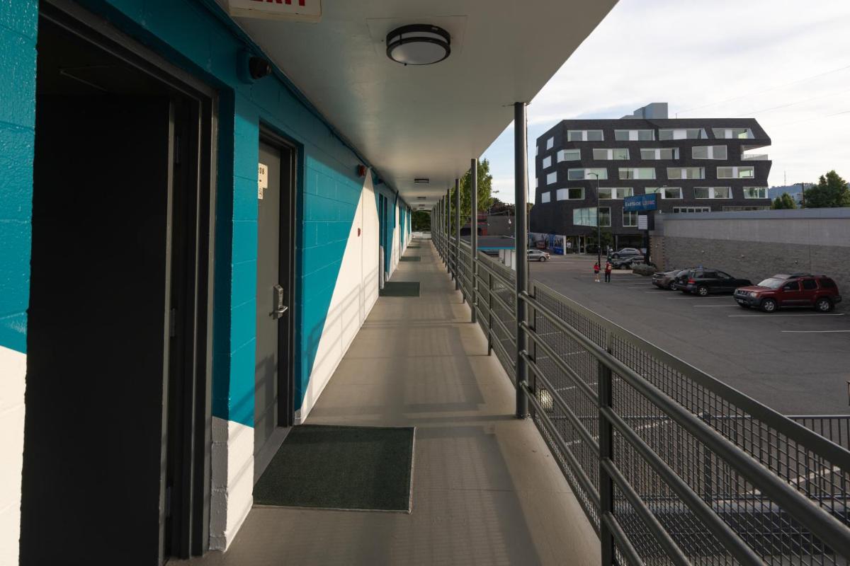 Eastside Lodge - image 3