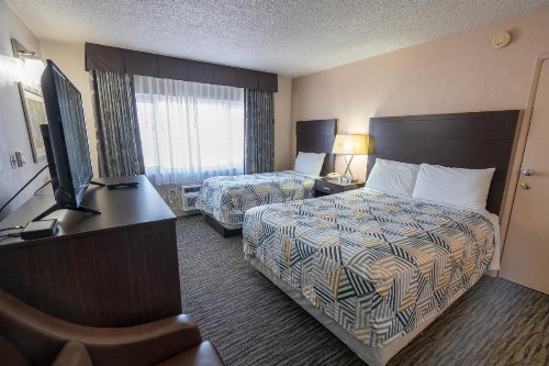 Eastside Lodge - image 39