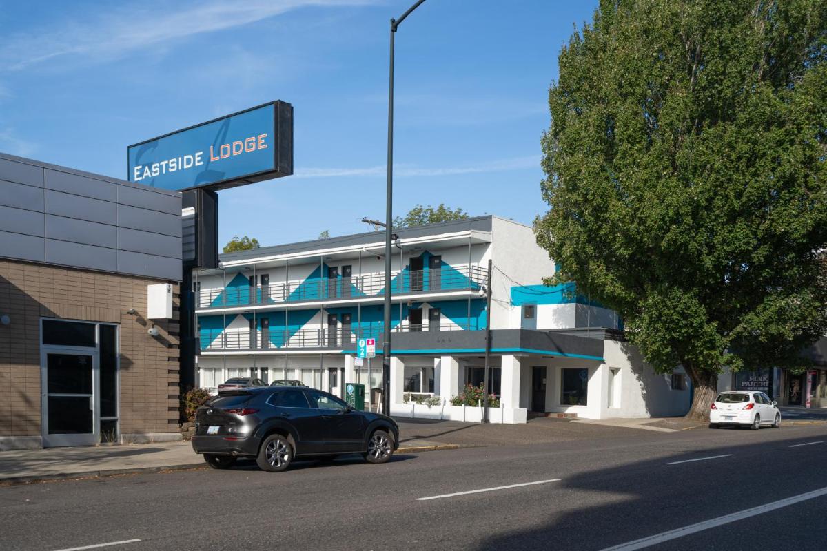 Eastside Lodge - image 7