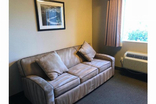 Shilo Inn Portland Rose Garden - Convention Center - image 10
