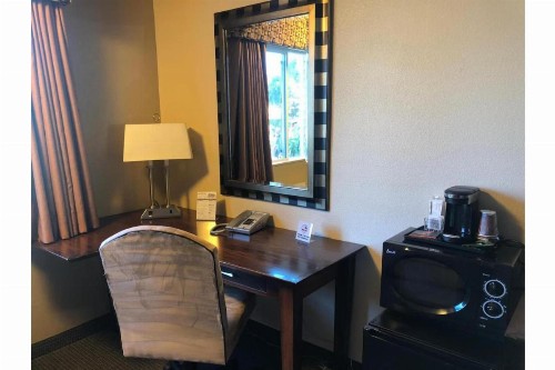 Shilo Inn Portland Rose Garden - Convention Center - image 18