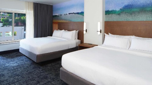 River's Edge Hotel Portland - image 7